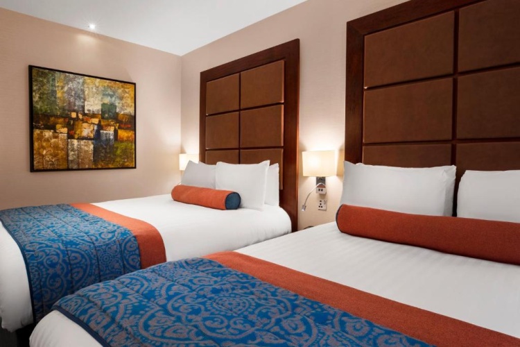 Superior Quadruple room