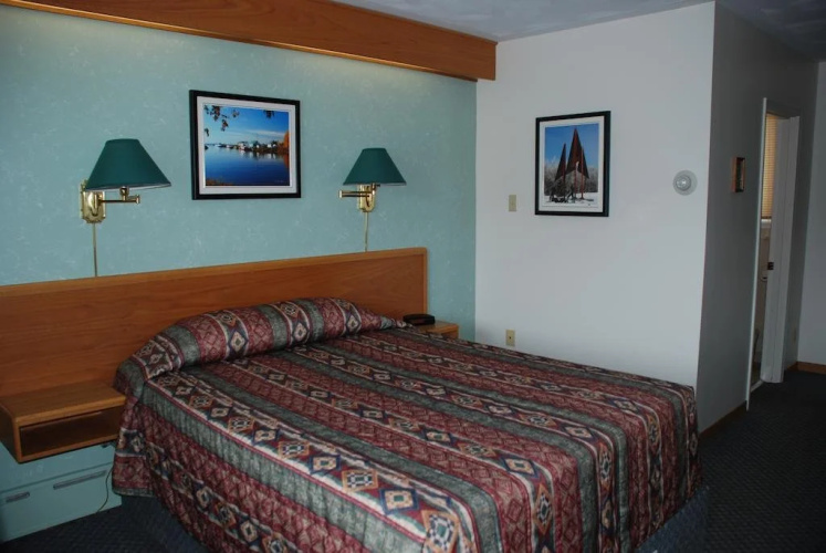 Lakeview Inn
