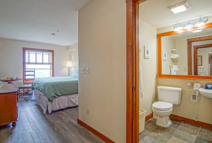 Rimfire 151- 152 Unique 2 Br Condo