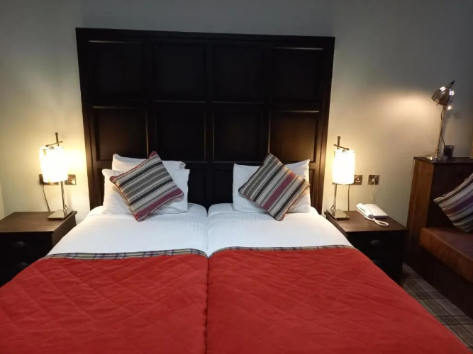 Parliament House Hotel