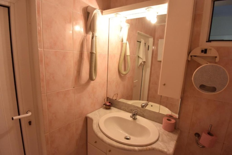 2 Bedrooms Apartment with balcony