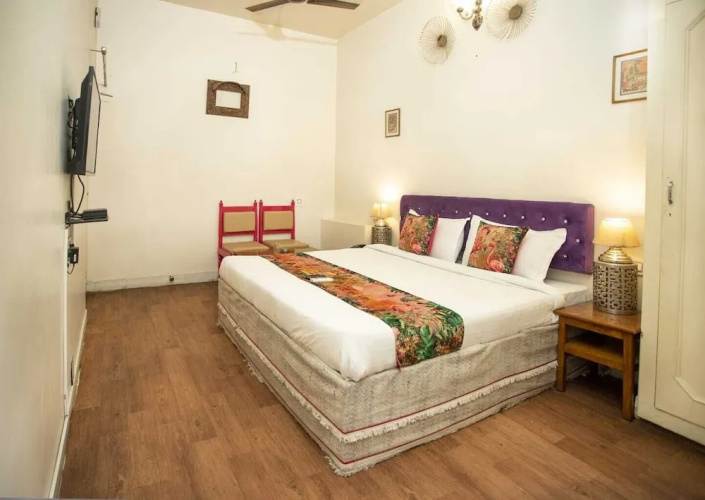 Hotel Pink Palace
