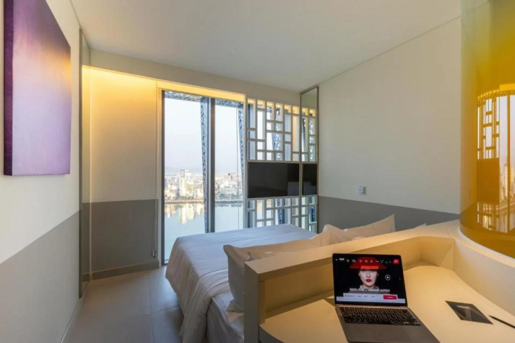 Wink Danang Riverside, Unscripted by Hyatt - 24 Hours stay