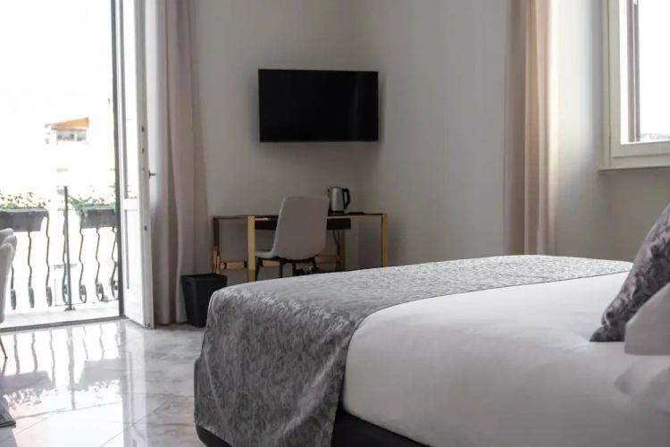 Standard Double room with balcony and with city view