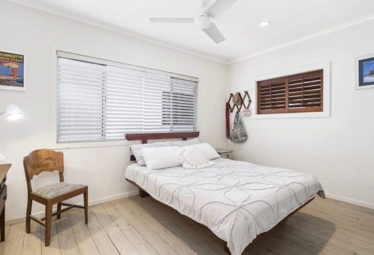 4 Bedrooms Cottage