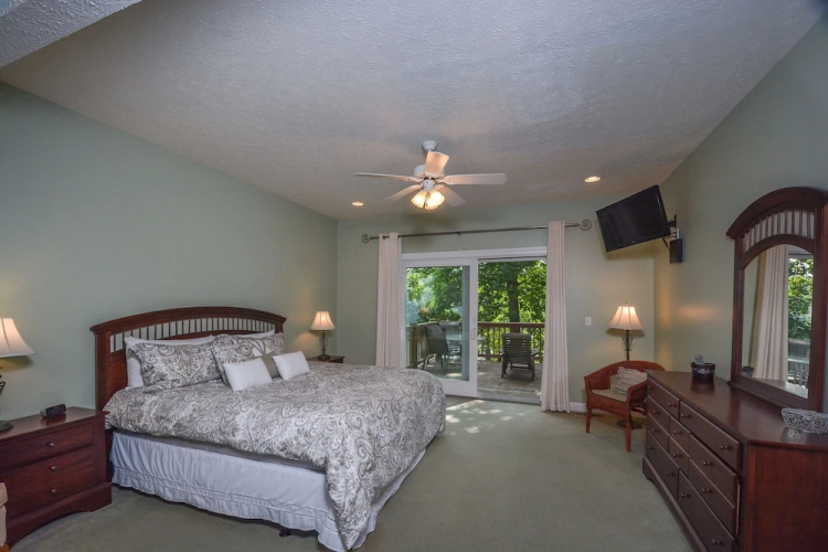 Wynsome Run Lodge 7 Bedroom House