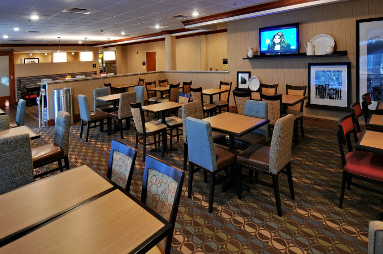 Hampton Inn Denver West Federal Center photo 33