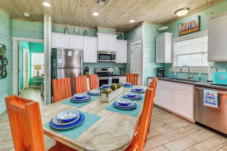 3 Bedrooms Cottage