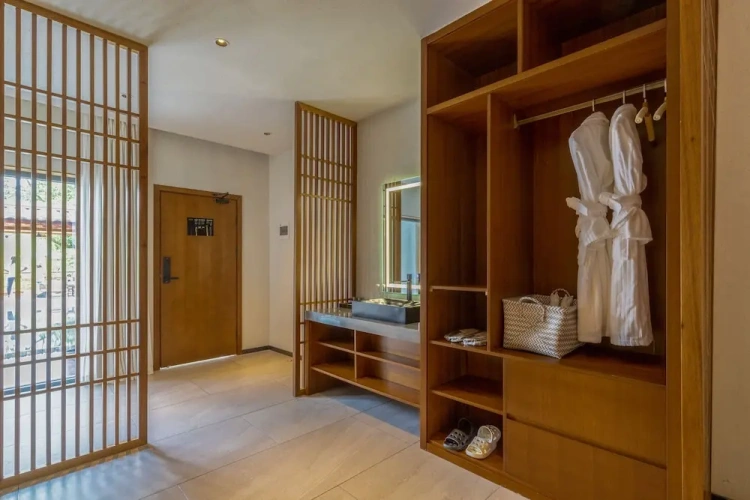 Superior Twin room with garden view