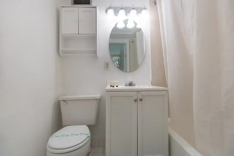 674 Partial Ocean View
