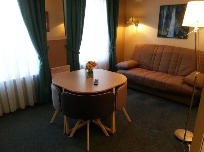 Hotel de la Tour