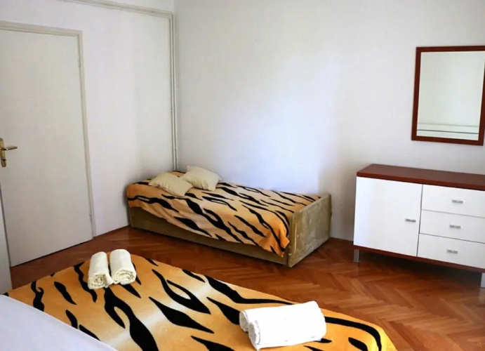 Buffalo - 150m From the Beach & Parking - A1