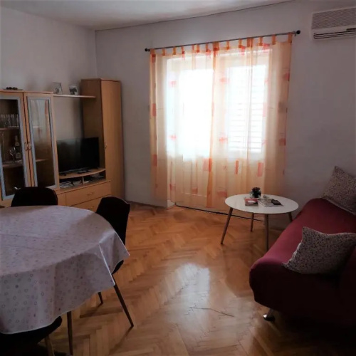 Apartment Matea