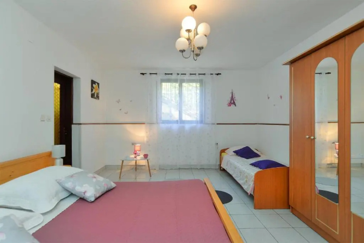 Apartment Dulijana 2042