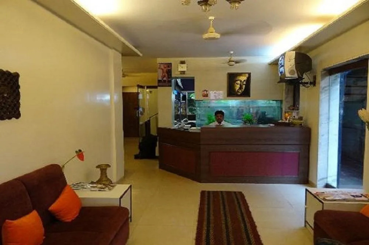 Hotel Red Palm