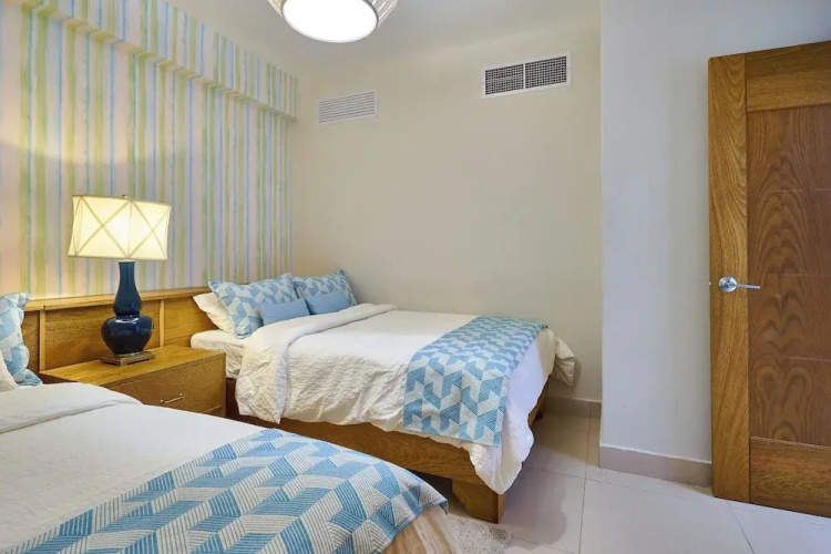 Beachfront Condos Las Olas Sleeps 6
