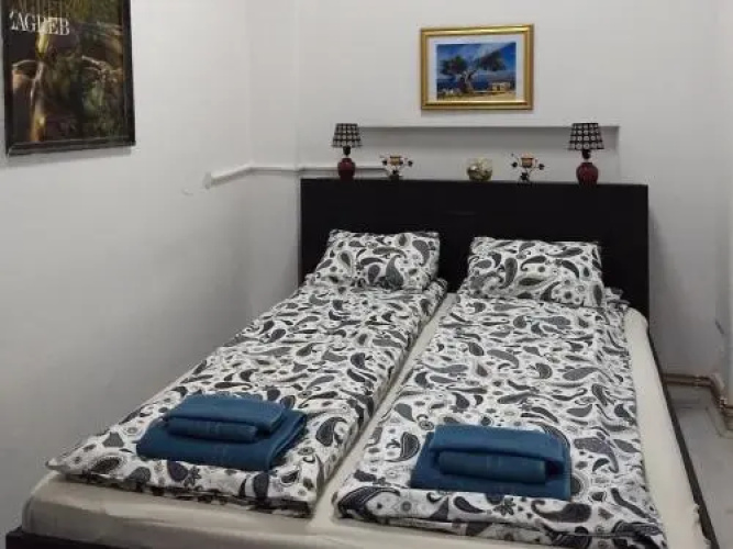Olive Tree City Apartment