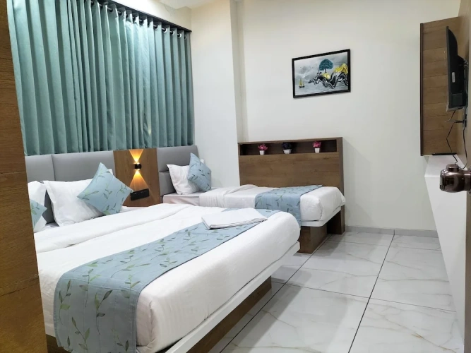 Deluxe Triple room