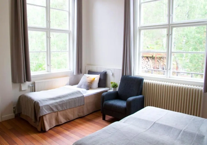 Standard Triple room