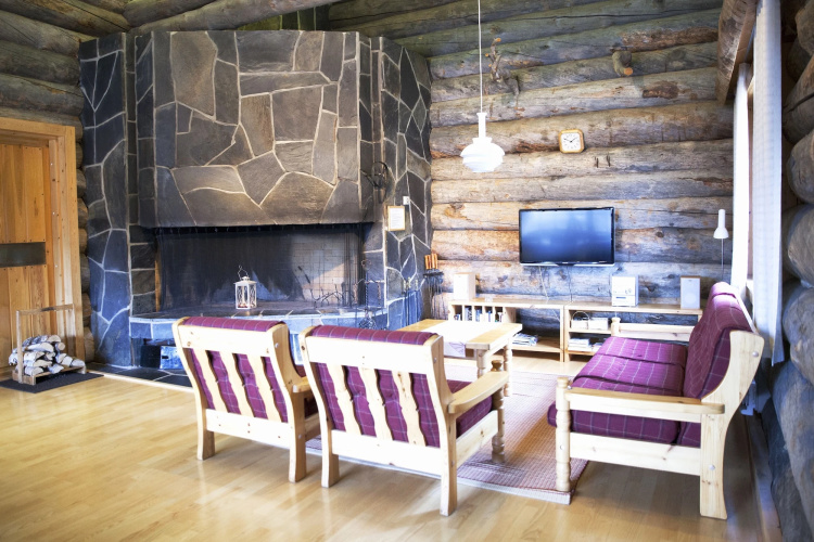 Saarikejo Log Chalet