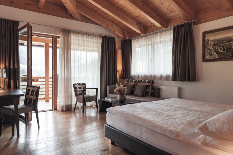 Superior room