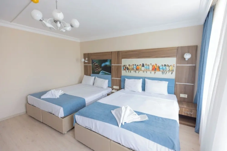 Standard Quadruple room