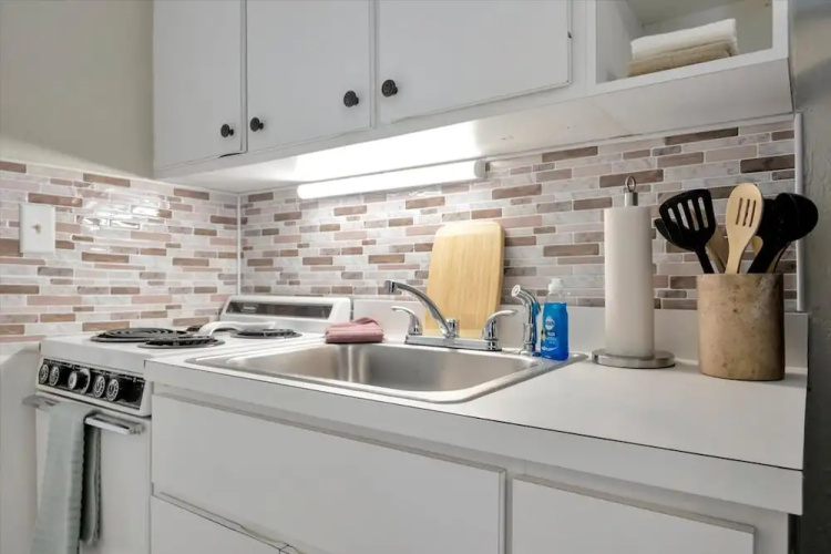 Corner Balcony Suite Across From Beach htd Pool