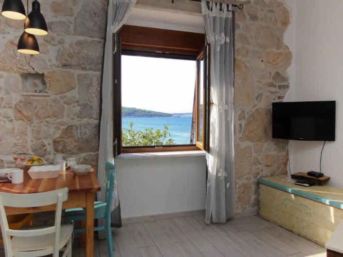 1 Bedroom Apartment with sea view