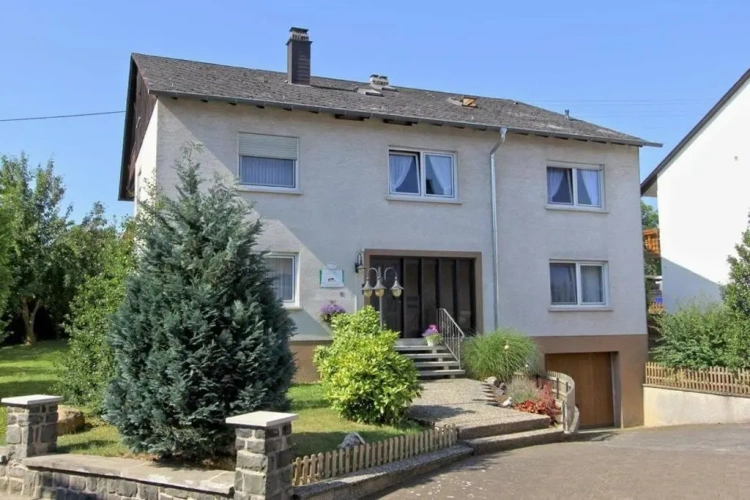3 Bedrooms Double Apartment