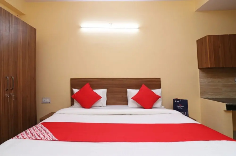 VS Stays by OYO Rooms