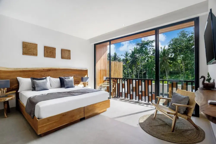 12BR St. Monica Kala