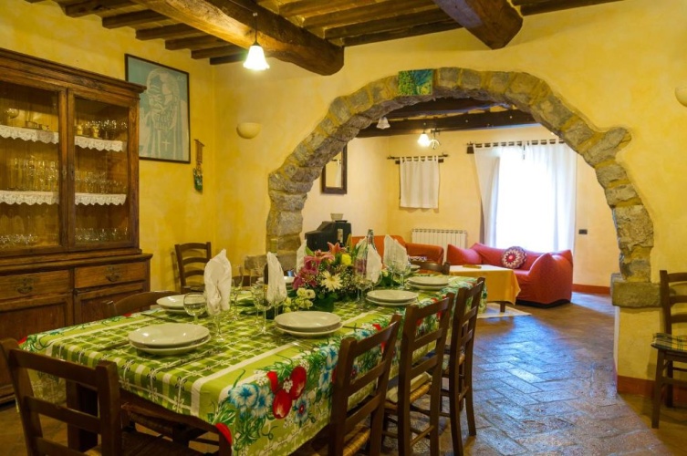 4 Bedrooms Duplex Villa