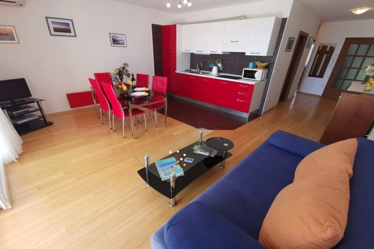 Apartment 2 Biba 4 1