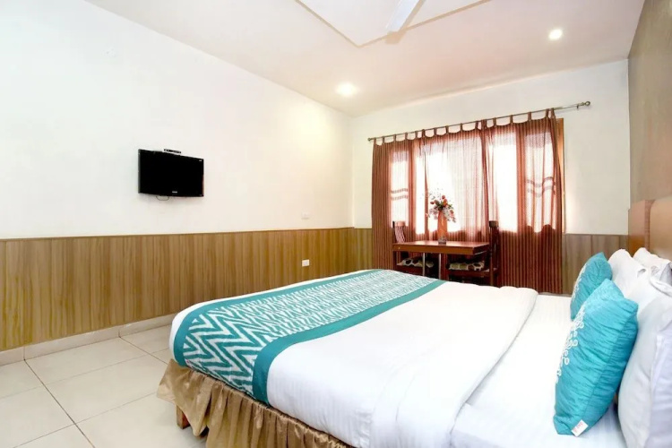 OYO 4575 Hotel Mirage
