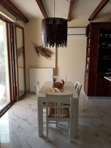 Onirozo Villa