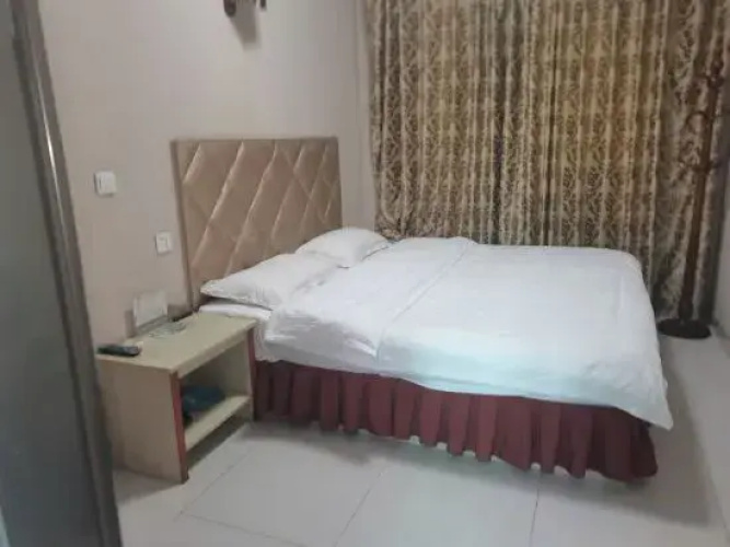 Chongqing Jiayi Hotel
