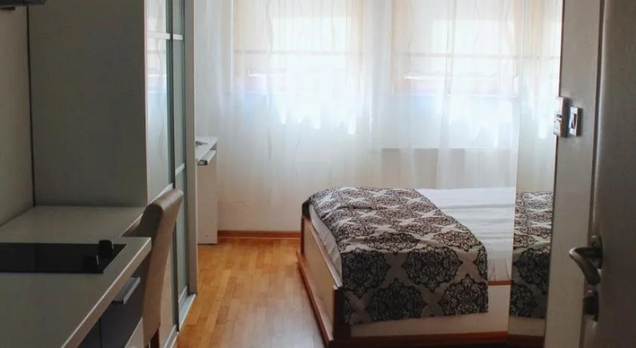 Hotel Safir