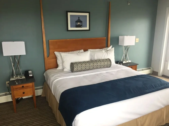 Standard Double room with balcony and with harbour view