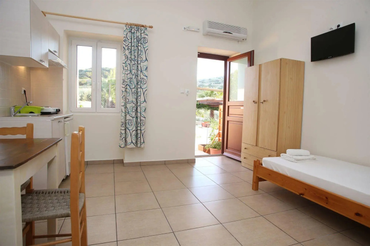 Oasis Rooms & Studios