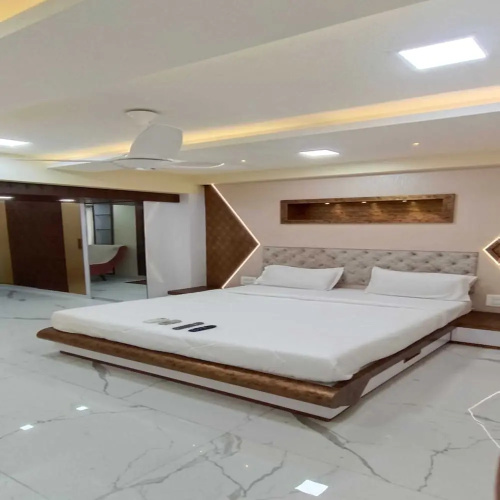 The Diplomat Villa