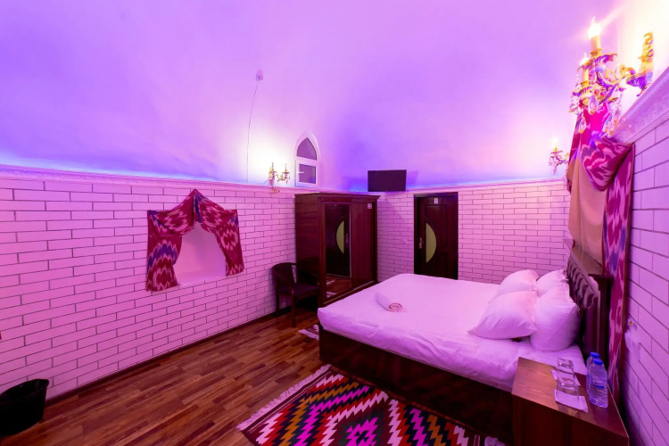 Feruzkhan Hotel