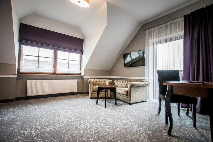 Hotel Poledno