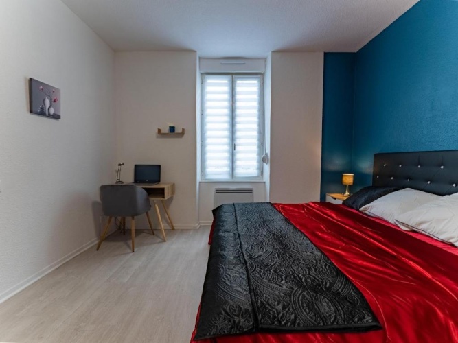 1 Bedroom Apartment