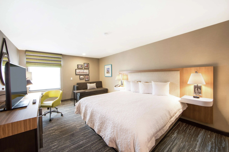 Hampton Inn & Suites Seattle-Downtown