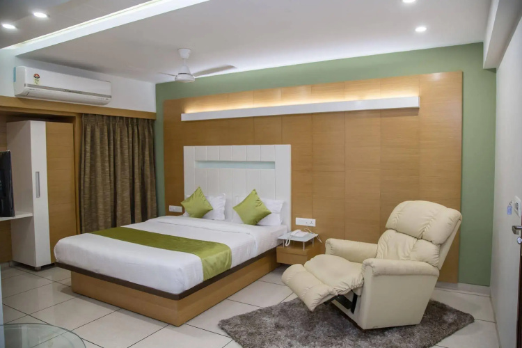 Hotel Orange International