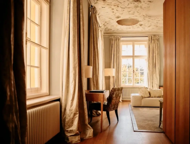 1 Bedroom Suite
