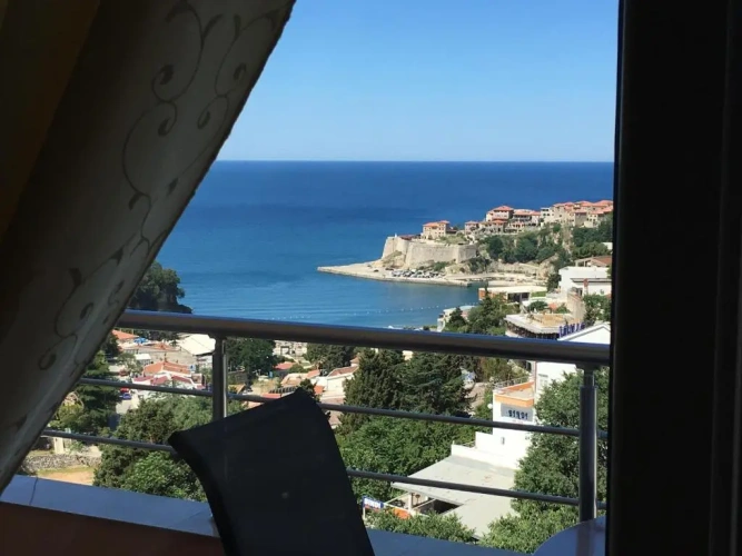 Standard Triple room with balcony and with sea view