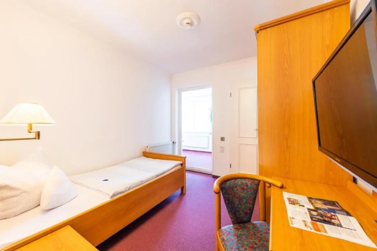 Standard Single room
