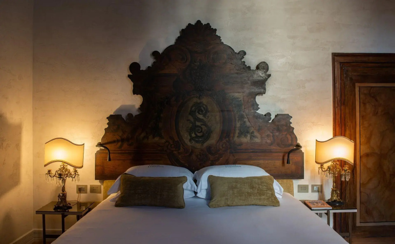 Eight Venezia