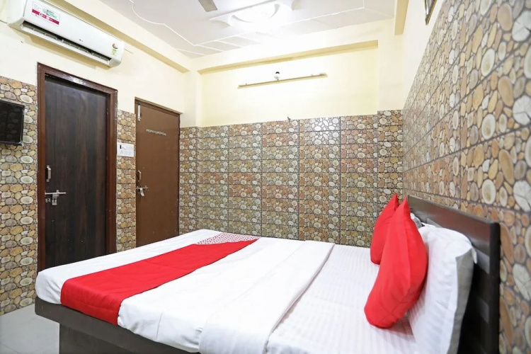 OYO 29664 Kanchan Palace